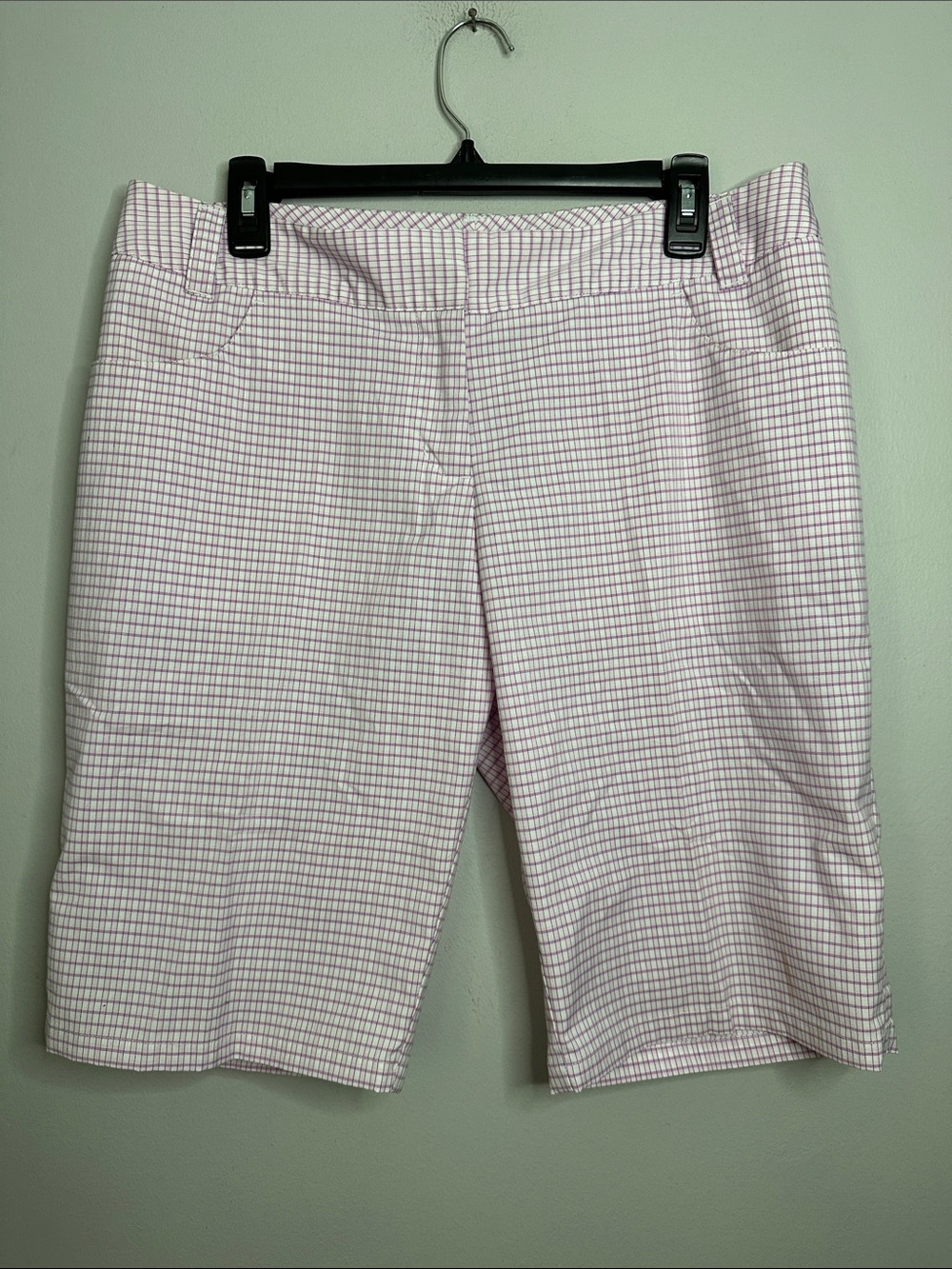 Adidas Women’s Pink Checked Bermuda Golf Shorts size 12